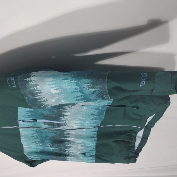NWT L.L. Bean Wildcat WP Green and Light Blue Ski Jacket Boys Size Medium 10/12 - Picture 2 of 11